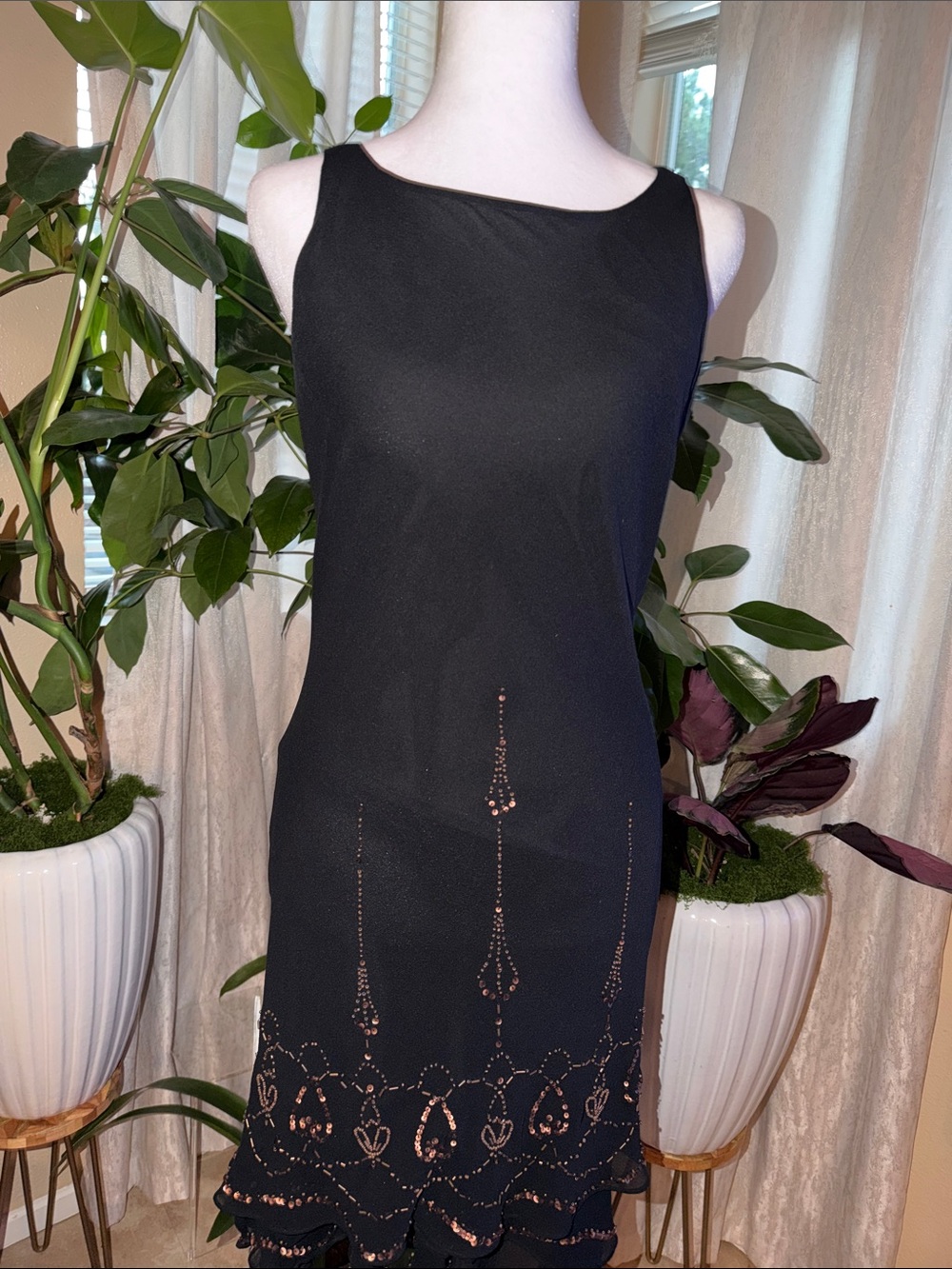 Jones New York Black Sleeveless Beaded Midi Dress